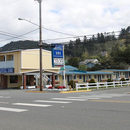 Motel 101 Gold Beach Exterior photo